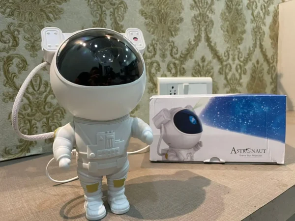 Astronaut Galaxy Projector - 360 Magnetic Head Rotation, Remote Control - Image 6